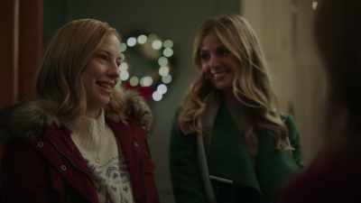 This really feels like
a group hug kind of moment. - Christmas by Design