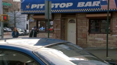 This richie tomlin
registered his car at a bar? - Blue Bloods