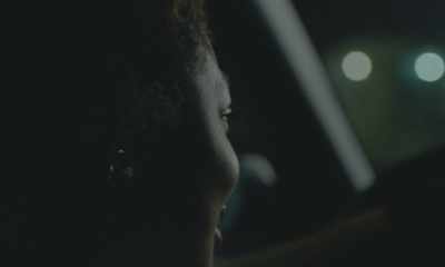 - This shit raggedy as hell.
- (LAUGHS) - Earth Mama