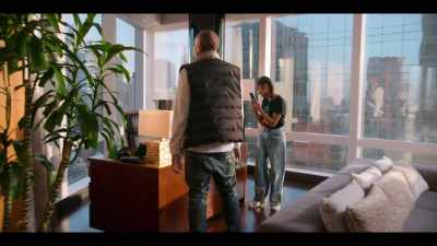 This size in Manhattan?
You think this is on Expedia? - #blackAF