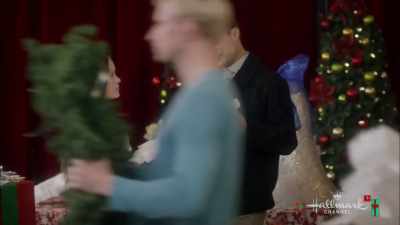 This snowflake needs
a little bit more... - Christmas in Evergreen