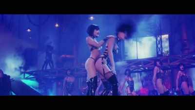 This is so she can be
in the show - You Don't Nomi