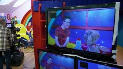 This space rocket... George is
a role model for today's kids, - Kids' TV: The Surprising Story