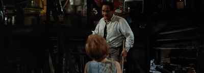 This staircase isn't safe anymore.
The fire burned it all out. - It's a Mad Mad Mad Mad World