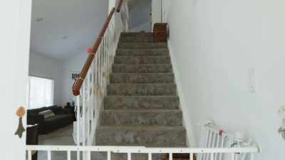 This staircase is just
100% dangerous. - Help! I Wrecked My House