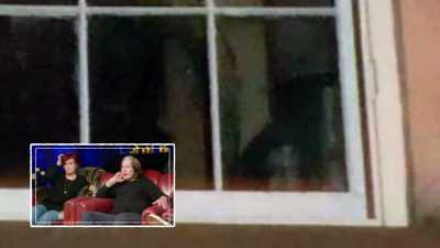 - This supposedly--
- I don't see a [bleep] ghost. - The Osbournes Want to Believe