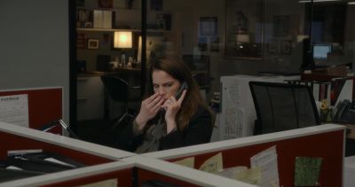 This is Suze. - Inventing Anna