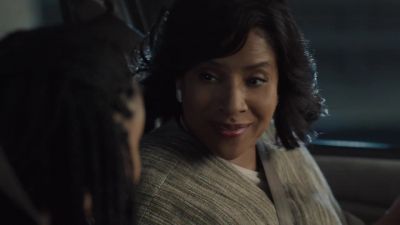 This sweater looks good
on you, Bethany. - This Is Us