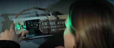 This is the blasting cap.
The antenna lead, the remote. - The Other Side of Darkness