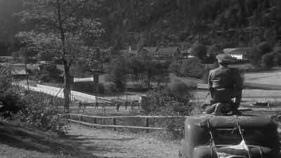 This is the Circus Cernik. - Man on a Tightrope