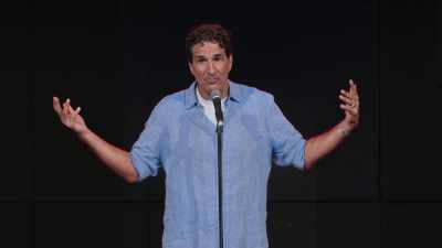 "This is the greatest trick
I've seen from this distance - Gary Gulman: Born on 3rd Base