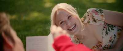 - This is the, this is this.
(Charlotte laughing) - Young Werther