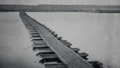 ‐ This is the largest
pontoon bridge - Grant
