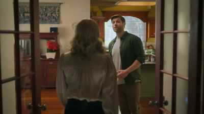 This is the main event,
where the magic's gonna happen. - Designing Christmas with You