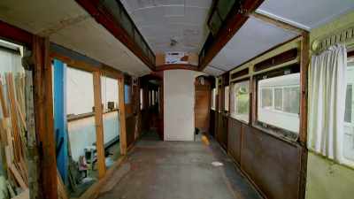 This was the main saloon, - Great Rail Restorations with Peter Snow