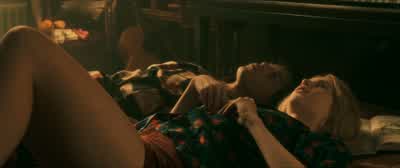 This is the most impractical bed. - Bohemian Rhapsody