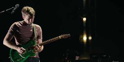 ♪ This is the next century - blur: To the End