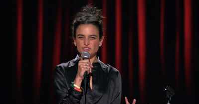 This is the one date I go on,
and it's this? - Jenny Slate: Stage Fright