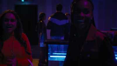- This is the party?
- Isn't it the best? - Naomi