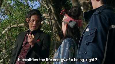 This has the power to amplify life energy? - Ultraman Geed the Movie: Connect! The Wishes!!