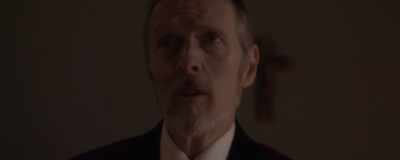 This is the reason
for the garlic flowers - Bram Stoker's Van Helsing
