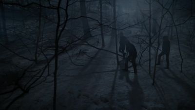 - This is the right trail,
right? - Mr. Robot