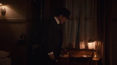 This is the room. - Murdoch Mysteries