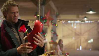 This is the same clog. It's pretty old. - Christmas on Windmill Way