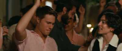 This is the Syrian dabke. - My Big Fat Greek Wedding 3