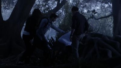 This thing isn't budging. - Scorpion