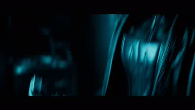 This thing has been dead for weeks I thought lycans went back to their human form when they died They do, this one's been given a serum to stop regression so it can be studied How can you tell? - Underworld: Evolution