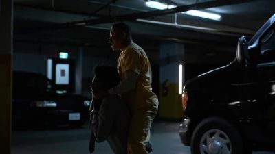 THIS TIME, I'M GONNA
FINISH THE JOB. - Arrow