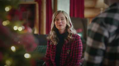 This has turned out to be - Unwrapping Christmas: Olivia's Reunion