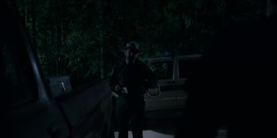 -This your vehicle?
-Yes, sir. - Ozark
