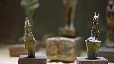 This very striking array of bronze
figurines here represents - Tutankhamun: Secrets of the Tomb