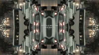 ♪ This is war ♪ - Trackers
