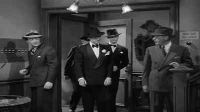 This way, lieutenant. I know where it is. - Shadow of the Thin Man