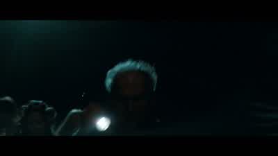 This way. - Super 8