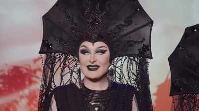 - This week we've challenged
our heroes to transform - The Boulet Brothers' Dragula: Titans