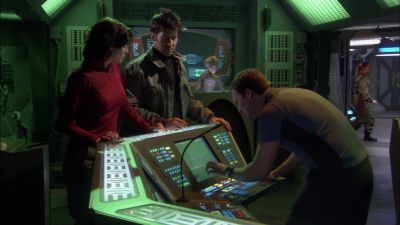 This is what I do when I have problems with my laptop - Stargate Atlantis