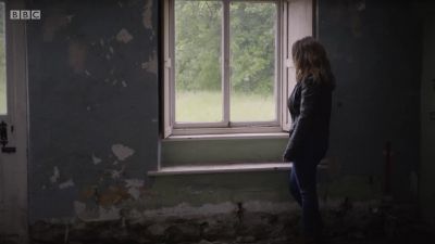 This is where they lived. The Howells. - Requiem