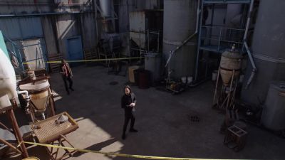 This is where the latest
alien affairs raid took place. - Supergirl