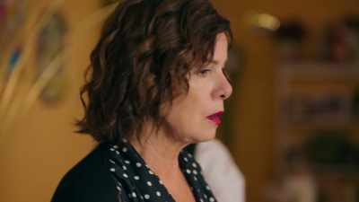 -This whole thing is ridiculous.
-[diane] the wedding? - Daughter of the Bride