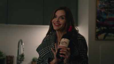 This wine in stock.
[chuckles] - Obsessed to Death