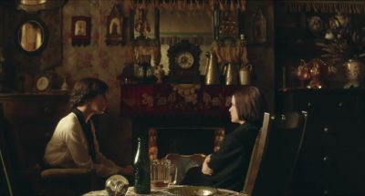 This woman's in Cardiff. - Peaky Blinders