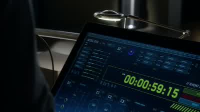 This won't make any sense, but it's me, Mom. - The Flash