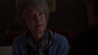 This is your granddaughter. - Chicago Med