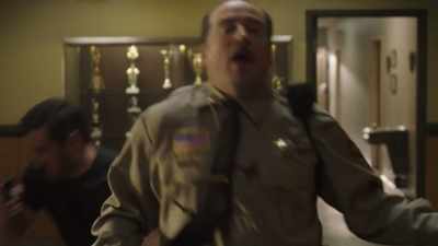 This is your guy.
This is your... (groans) - The Passage
