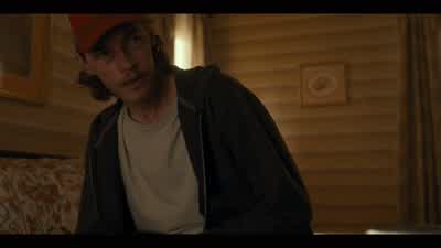 This is your room. - Landman
