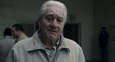 ثم ذهب إلى المدفن. - The Irishman